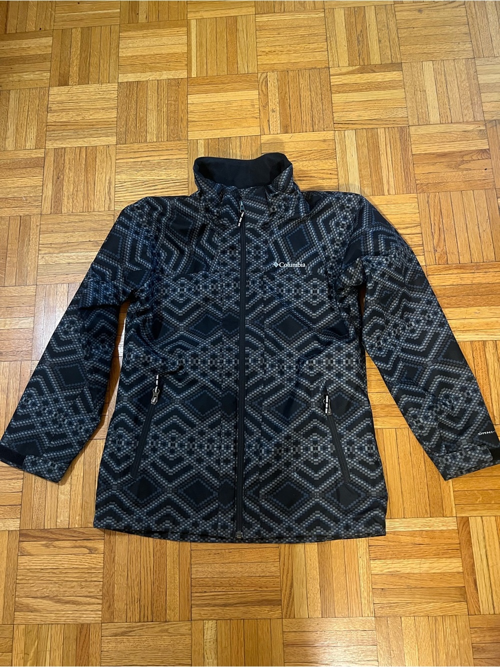 Columbia Omni Tech Black Geometric Softshell Jacket size large